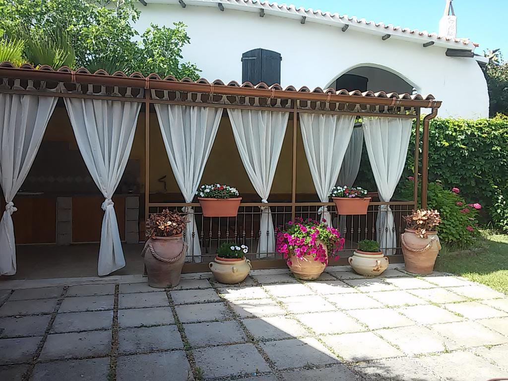 Case Vacanza Villa Doria Valledoria  Exterior foto