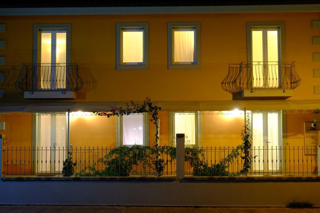 Case Vacanza Villa Doria Valledoria  Exterior foto